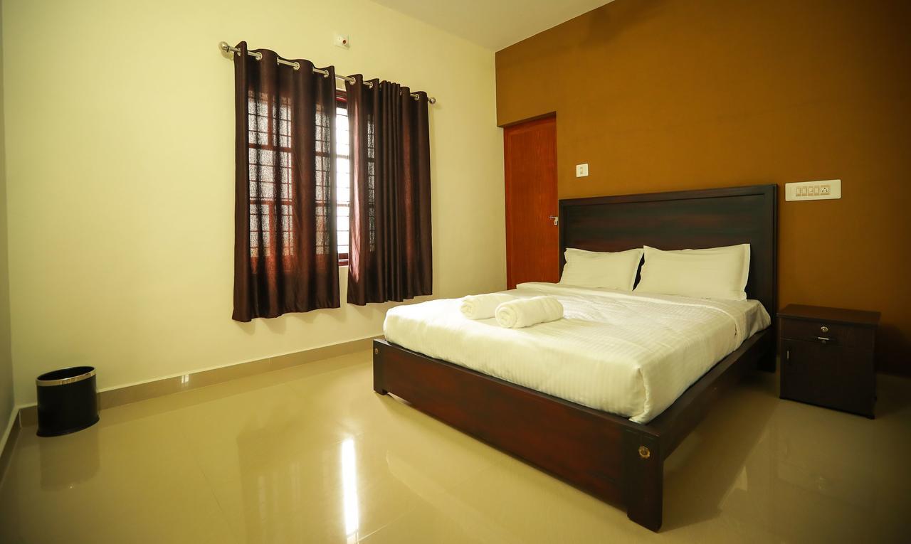 Kananam Retrteat Hotel Todupulai Exterior photo